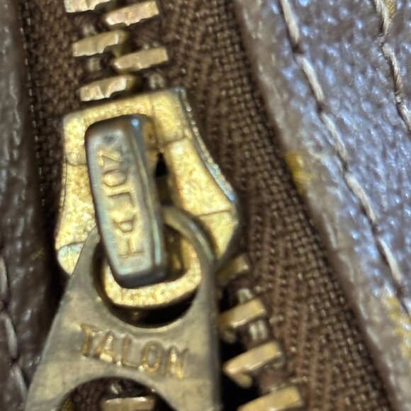 Louis Vuitton Classic Keepall 60 VINTAGE Bag - Picture 14 of 16